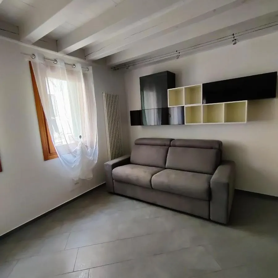 Palazzo Degli Artisti Διαμέρισμα Κιότζα